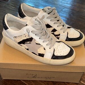 Vintage Havana Clyde Blush Zebra Print Sneaks with stars ⭐️ and rhinestones 7.5